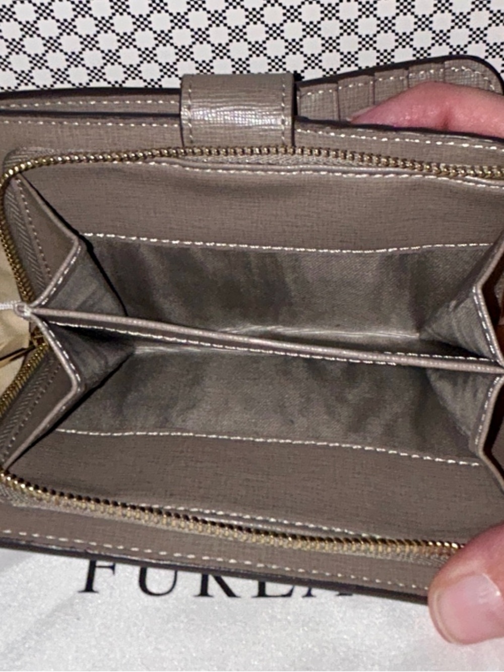 FURLA Babylon M Daino Wallet.  New, box and dustbag included - Picture 4 of 8